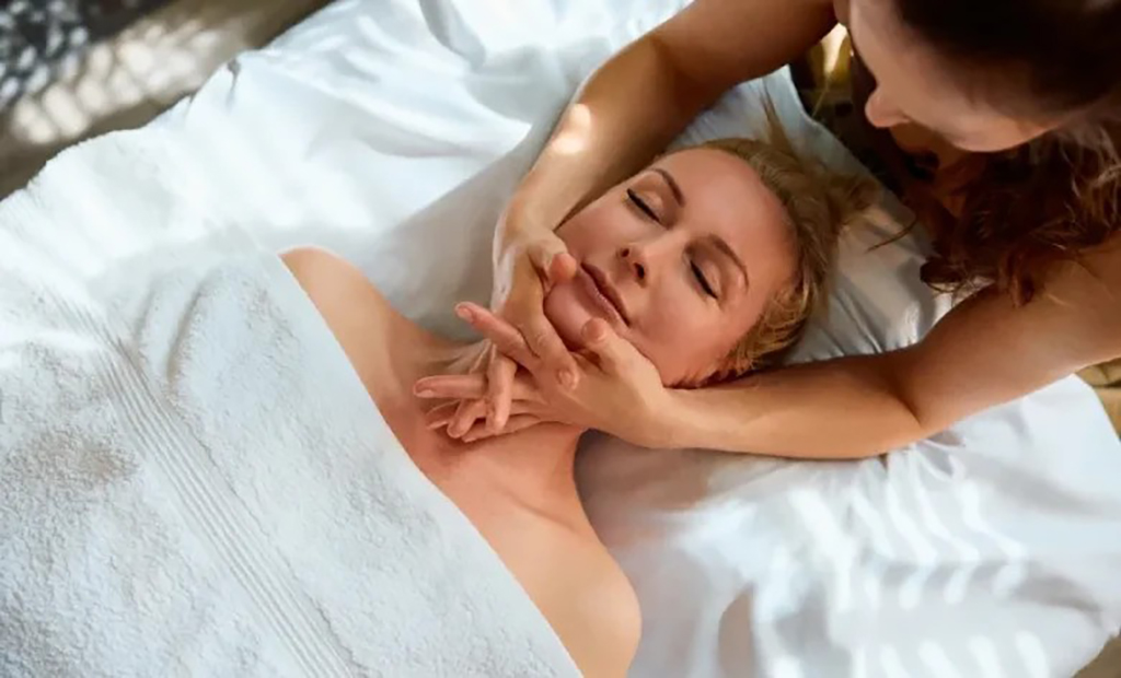 اثرات ماساژ نرم روی تنظیم هورمون‌های استرس